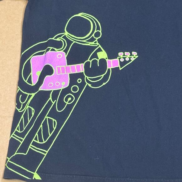 2010  Bonnaroo Women's Size Medium Concert Lineup Festival Shirt Dave Matthews - Picture 2 of 6